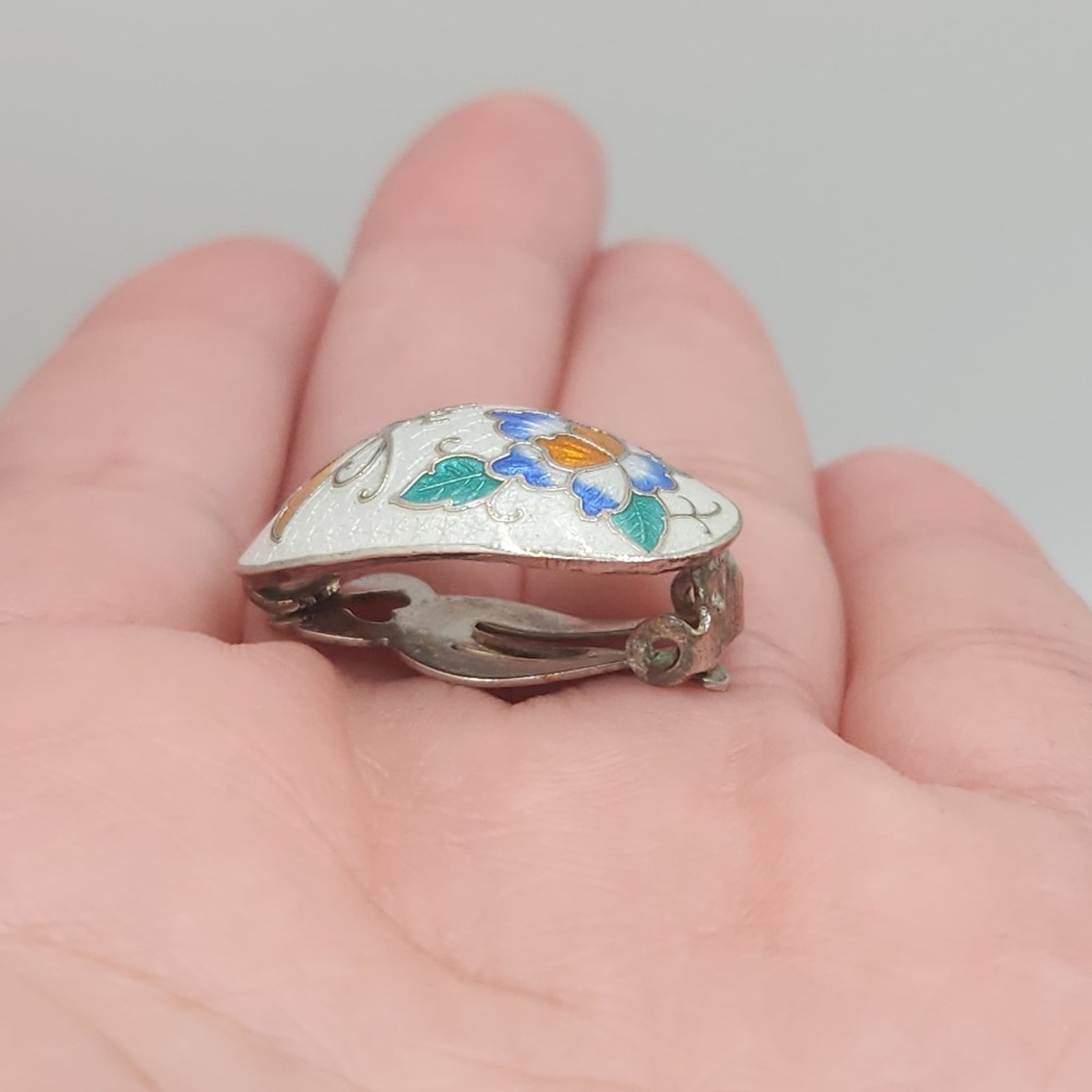 Vintage Cloisonne Butterfly Floral Clip On Earrings White Enamel Oval Blue - Picture 4 of 9